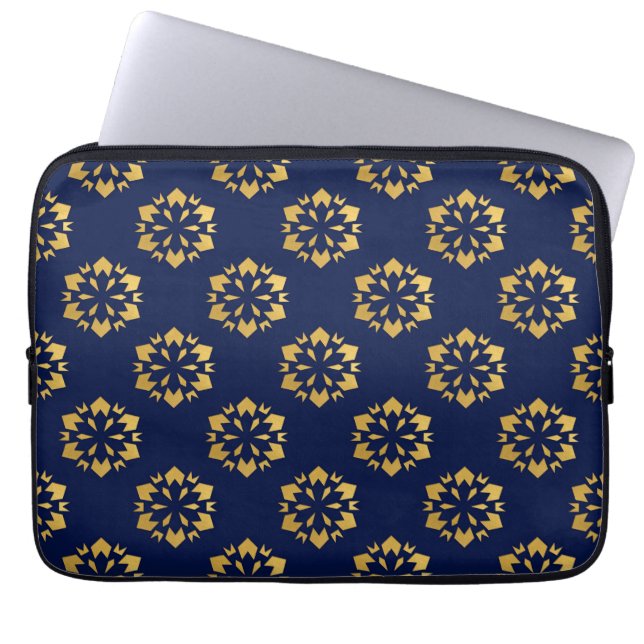 Mitternacht Gold: Luxe Geometric Muster auf Deep B Laptopschutzhülle (Vorderseite)