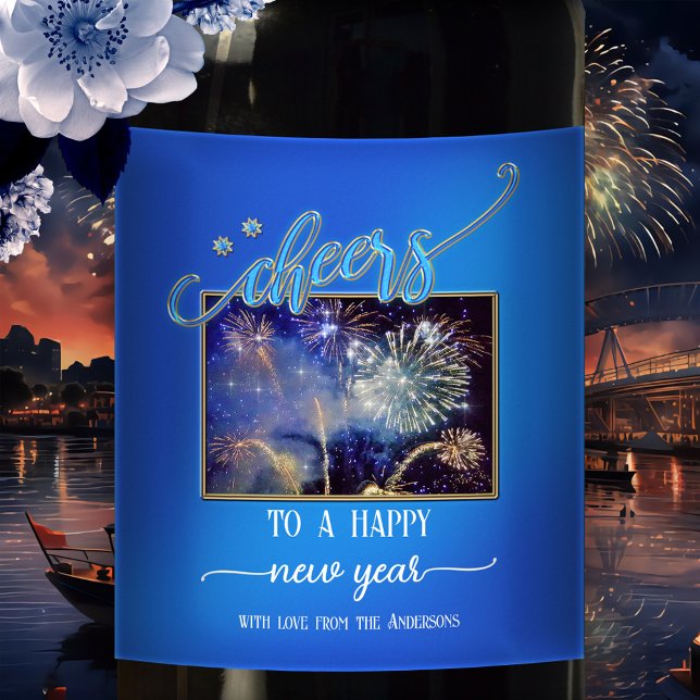 Mitternachtsblauer Käse Weinetikett Neues Jahr Fot (A festive Cheers to the New Year wine label in midnight blue, with the option to add your own photo)