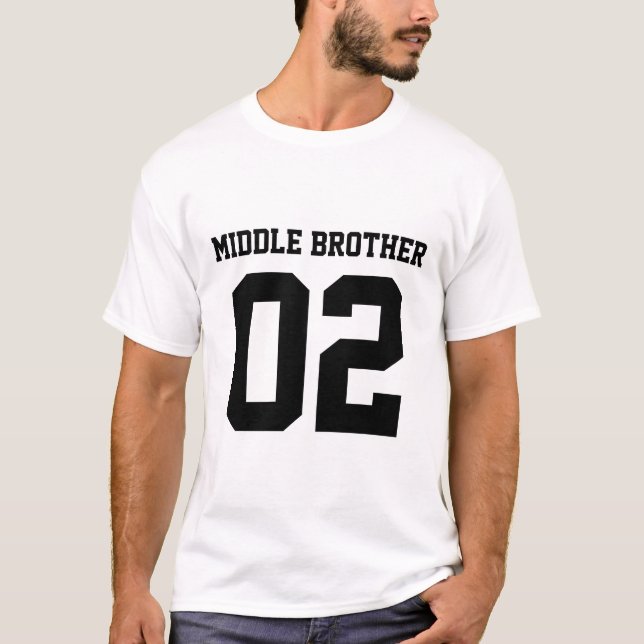 Mittlerer Bruder 02 T-Shirt (Vorderseite)
