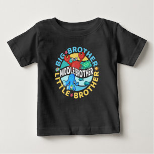 Mittlerer Bruder ist ein großer und ein kleiner Br Baby T-shirt