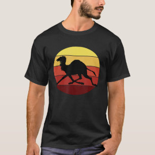 Mittwoch Hump Day Süßes Kamel Laufen Retro Sonnenu T-Shirt