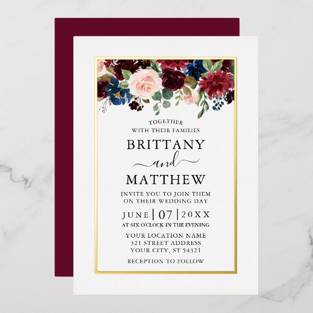 Mixed Floral Wedding Burgundy Gold Folieneinladung (Vorderseite/Rückseite)