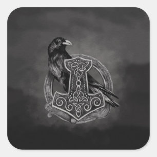 Mjolnir - Der Hammer von Thor und Rabe Quadratischer Aufkleber