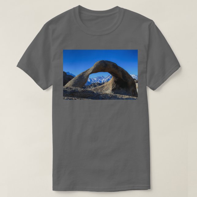 Mobius Arch California T-Shirt (Design vorne)