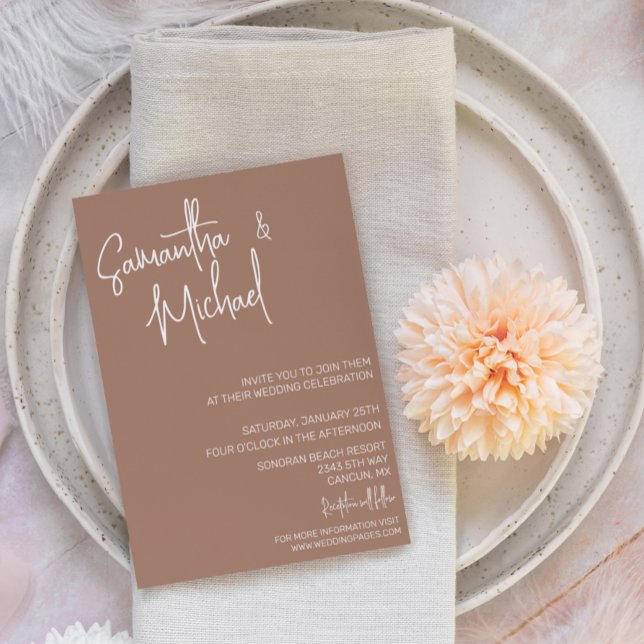 Mocha Mousse Trendy Simple Minimalistic Wedding Einladung (Von Creator hochgeladen)