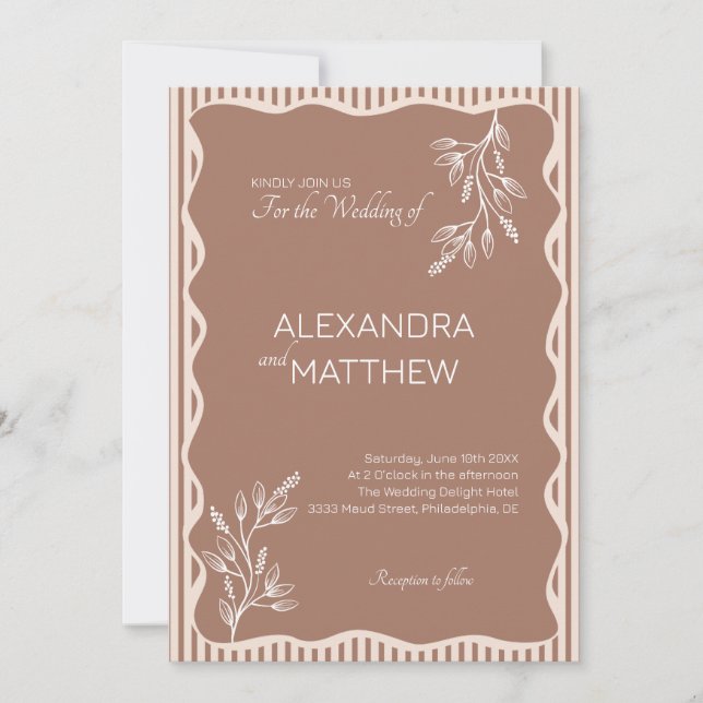 Mocha Whimsical Wavy Border Wedding Einladung (Vorderseite)
