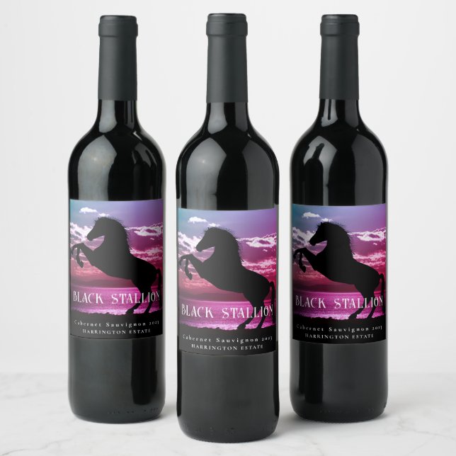 Mockup Black Stallion Custom Wine Labels Weinetikett (Flaschen)