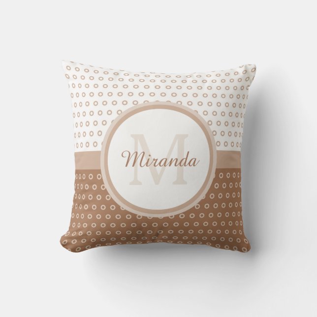 Mod Brown and White Polka Dots Monogram with name Kissen (Vorderseite)