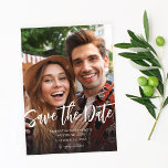MOD V Foto Save the Date kühl - leichter Einladung<br><div class="desc">Senden Sie Luxe, Chic & Bold Speichern Sie die Daten mit diesem MOD V-Foto Save the Date - Leichter Design. Funktioniert gut für Fotos, die einen dunkleren Boden benötigen oder gewollt haben. Sehen Sie sich unsere Save the Date Kollektion #2 an, um einen leichteren Boden auf dem gleichen Design zu...</div>