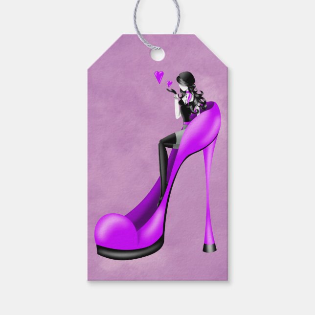 Modebewusste Dame in Stilettos Geschenkanhänger (Vorderseite)