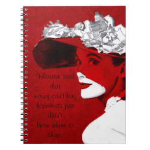 Modefrau in rotem Notebook Notizblock
