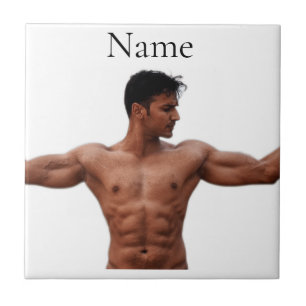 Modell der männlichen Fitness Thunder_Cove Fliese
