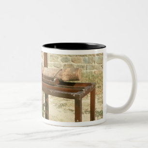 Modell einer hydraulischen Säge Zweifarbige Tasse