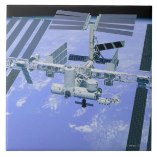 Modell einer internationalen Weltraumstation Fliese