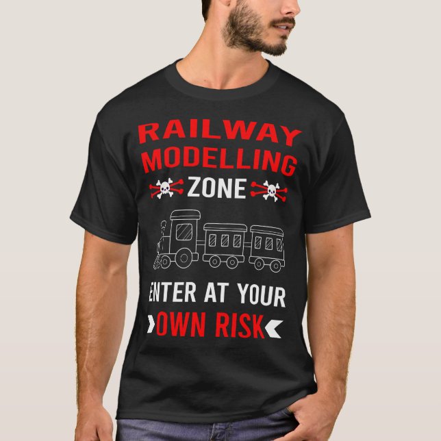 Modellbahnmodell Eisenbahnzug T-Shirt (Vorderseite)