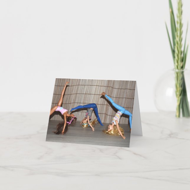 Modelle werden ausgearbeitet. karte (Vorderseite)