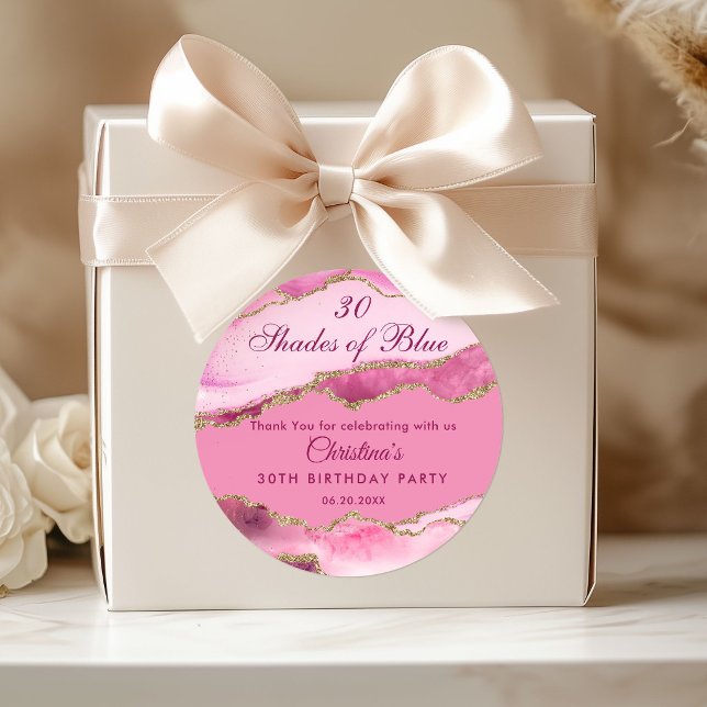 Modern 30 Shades of Pink Birthday Party  Runder Aufkleber (Modern and Elegant Pink and Gold Birthday Party Stickers)