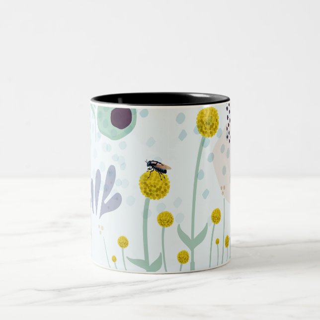 Modern Abstract Botanical Yellow Billy Button Zweifarbige Tasse (Mittel)