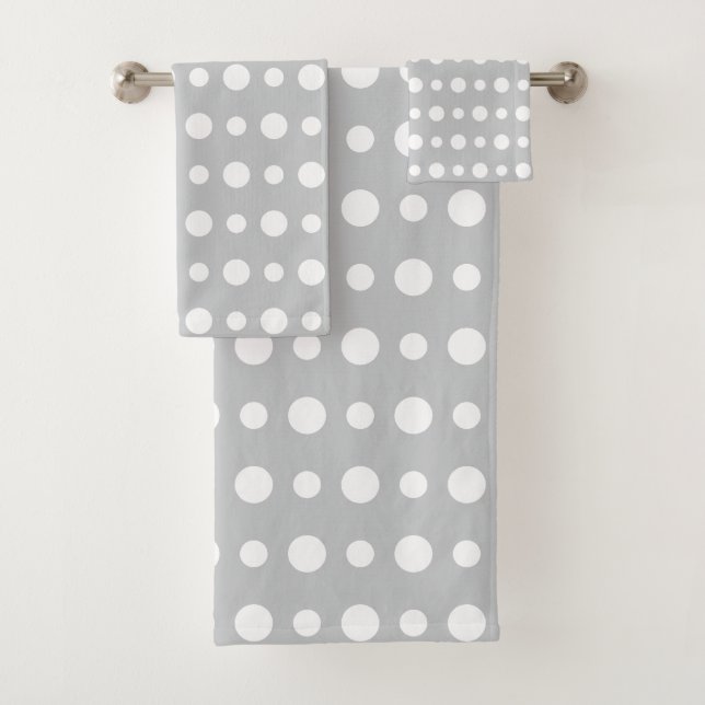 Modern Abstract White Polka Dots on Silver Gray Badhandtuch Set (Insitu)