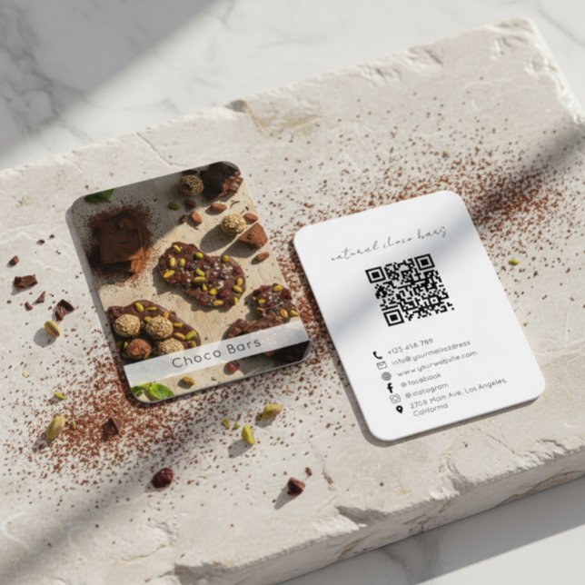 Modern Artisan Chocolate Brand QR Code  Visitenkarte (Von Creator hochgeladen)