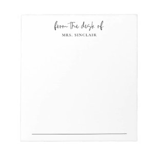 Modern aus dem Schreibtisch des weiblichen Unterne Notizblock