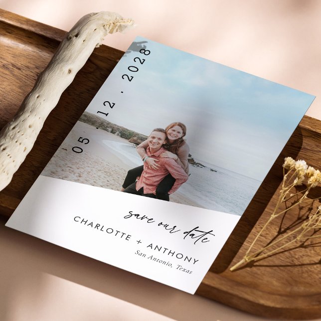 Modern Beach Foto Save the Date Card Einladung (Modern Beach Photo Save The Date Card)