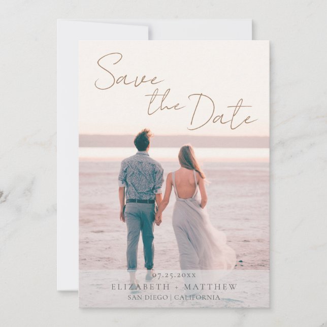Modern Beach Wedding Save the Date Einladung (Vorderseite)
