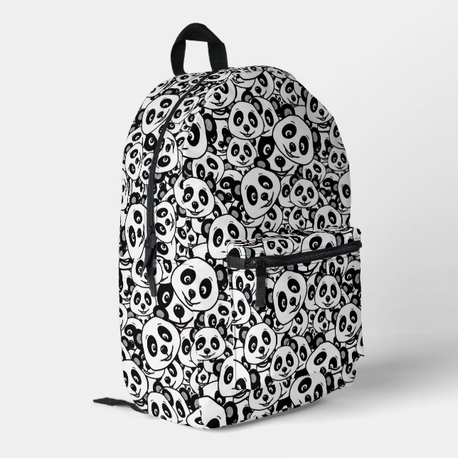 Modern Black and White Cute Panda Bear Pattern Bedruckter Rucksack (Rückseitige Ecke links)