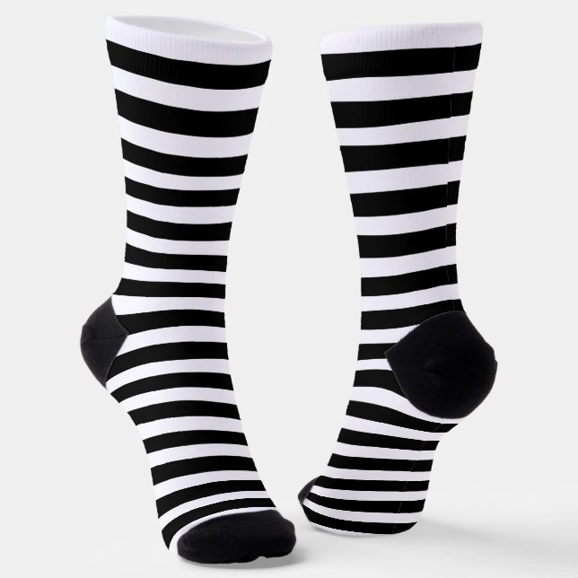 Modern Black and White Stripes Socken (Gewinkelt)