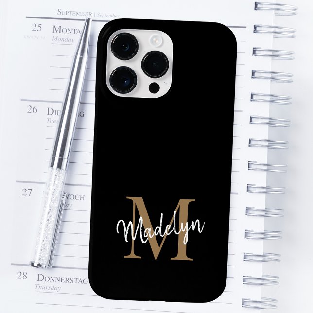Modern Black Gold Monogram Feminine Script Name Case-Mate iPhone Hülle (Von Creator hochgeladen)