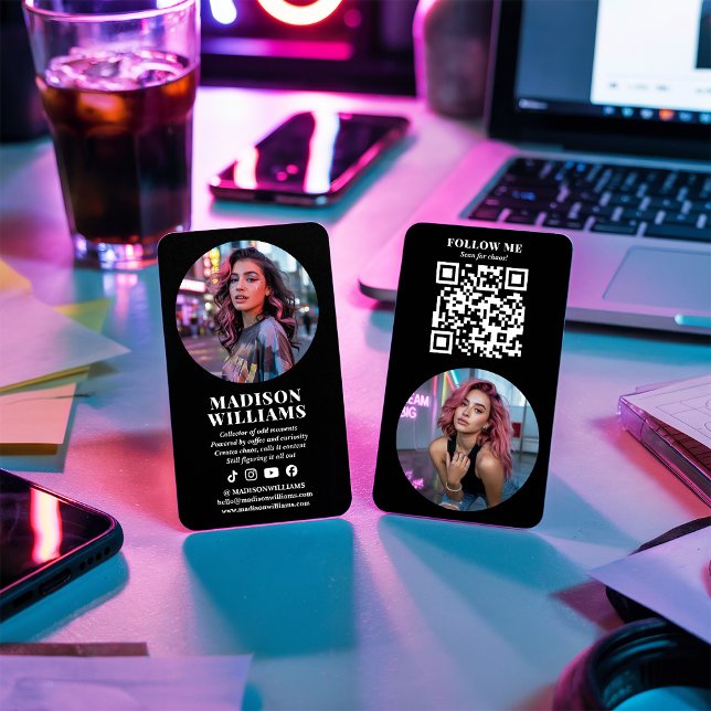 Modern Black Photo QR Code Social Media Influencer Visitenkarte (Modern Black Photo QR Code Social Media Influencer)