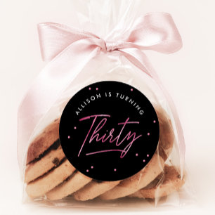 Modern Black Pink Kalligraphie 30. Geburtstag Runder Aufkleber