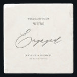 Modern Black & White Calligraphy Engagement Party Steinuntersetzer<br><div class="desc">Mit unserem neuen Untersetzer der modernen Black & White Calligraphy Engagement Party Stone! Feiern Sie Ihre Verlobungsfeier mit diesen eleganten und personalisierten Untersetzer, die in wunderschöner Kalligrafie die Worte "Wir sind Verlobt" enthalten. Der Untersetzer ist schlicht, aber stilvoll mit einer modernen Touch gestaltet und eignet sich perfekt für eine moderne...</div>