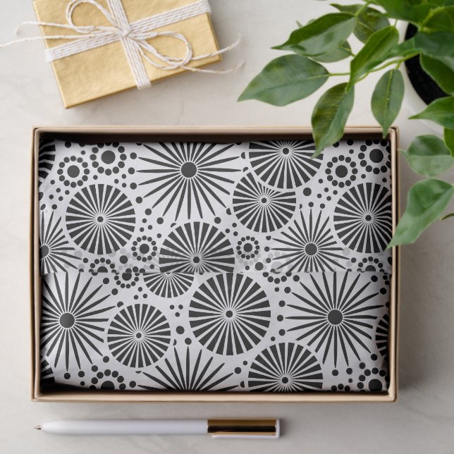 Modern Black White Geometric Flowers Starburst  Seidenpapier (Geschenk)