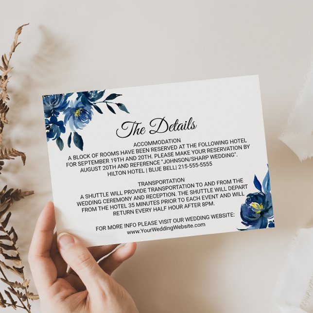 Modern Blue Floral Wedding Details Beilage Karte (Von Creator hochgeladen)