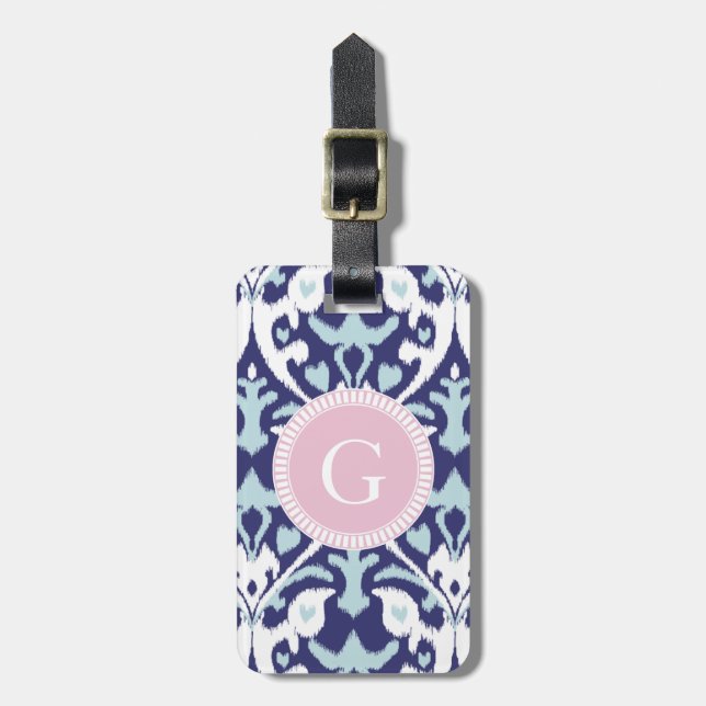 Modern Blue Girly Ikat Tribal Muster Monogramm Gepäckanhänger (Vorderseite vertikal)