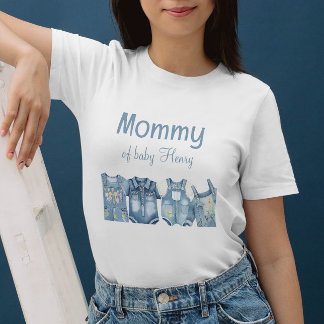 Modern Blue Jean Baby Mommy Baby Shower T-Shirt (Von Creator hochgeladen)