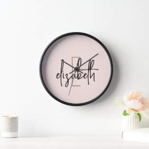 Modern Blush Pink Monogram Uhr