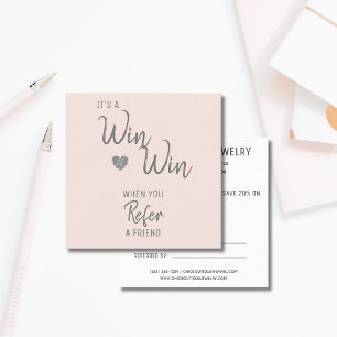 Modern Blush White Win Refer a Friends Empfehlungskarte