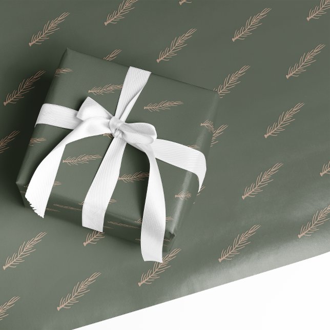 Modern Boho Christmas Green und Gold Pine Geschenkpapier (Von Creator hochgeladen)