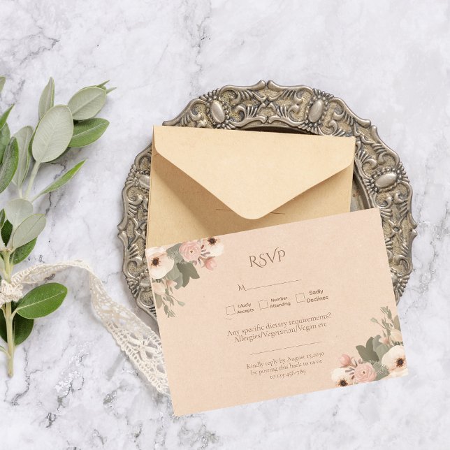 Modern Botanical Elegant Floral Wedding RSVP Karte (Von Creator hochgeladen)