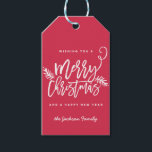 Modern Brush Script Bright Christmas Geschenk Tag  Geschenkanhänger<br><div class="desc">Machen Sie eine atemberaubende Aussage in dieser Urlaubssaison mit diesem stilvollen personalisierten Hängeschild mit "Frohe Weihnachten" in einem Pinsel-Script-Schriftart. Verwenden Sie die Schaltfläche Anpassen für erweiterte Bearbeitungsoptionen. Für weitere Stücke in diesem Design kaufen Sie unseren Online-Shop!</div>