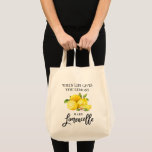Modern Brush Script Limoncello Lemons Lebensmittel Tragetasche<br><div class="desc">Modern Brush Script Wasserfarben Zitronen,  wenn das Leben gibt Ihnen Zitronen machen Limoncello Grocero Tote Beutel</div>