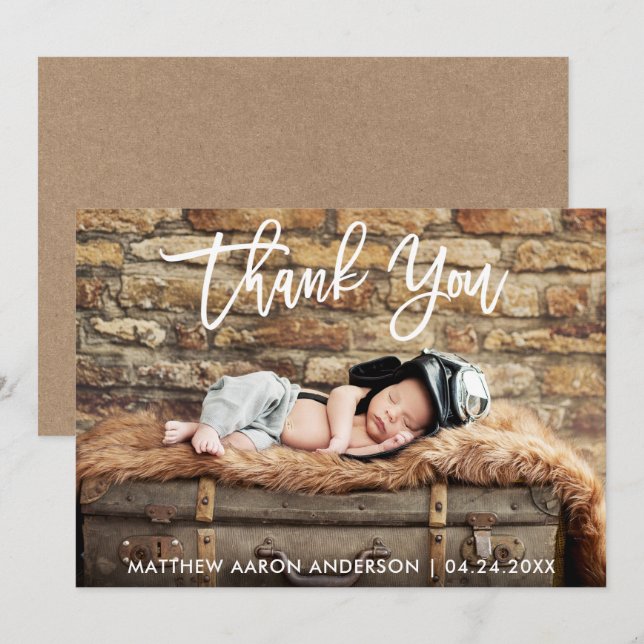 Modern Brush Script New Baby Danke Kraft Card Einladung (Vorne/Hinten)