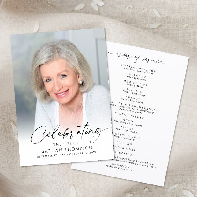 Modern Celebration of Life Photo Memorial Funeral Programm (Von Creator hochgeladen)