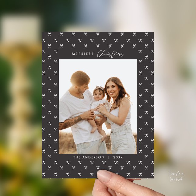 Modern Charcoal Bow Muster Familienjubiläum Weihna Postkarte (Modern Charcoal Bow Pattern Family Photo Christmas Postcard in Vintage Charcoal Grey theme)
