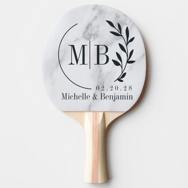 Modern Clean White Marble Leaf Wedding Monogram Tischtennis Schläger (Vorderseite)