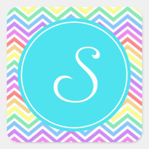 Modern, cool, trendy Regenbogen-Chevron-Monogramm Quadratischer Aufkleber