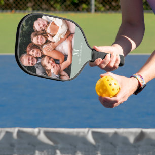 Modern custom Foto Monogram Name Sage Green Pickleball Schläger