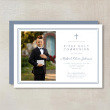 Modern Dusty Blue Cross Boy Foto Erste Kommune